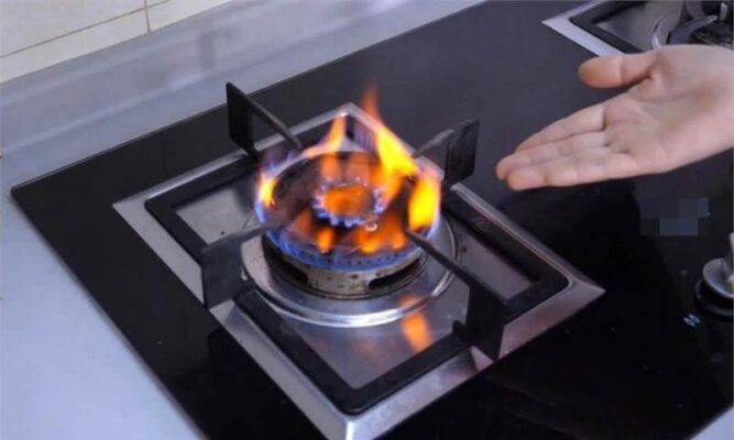 Nguyên nhân chính khiến bếp gas bị lửa đỏ
